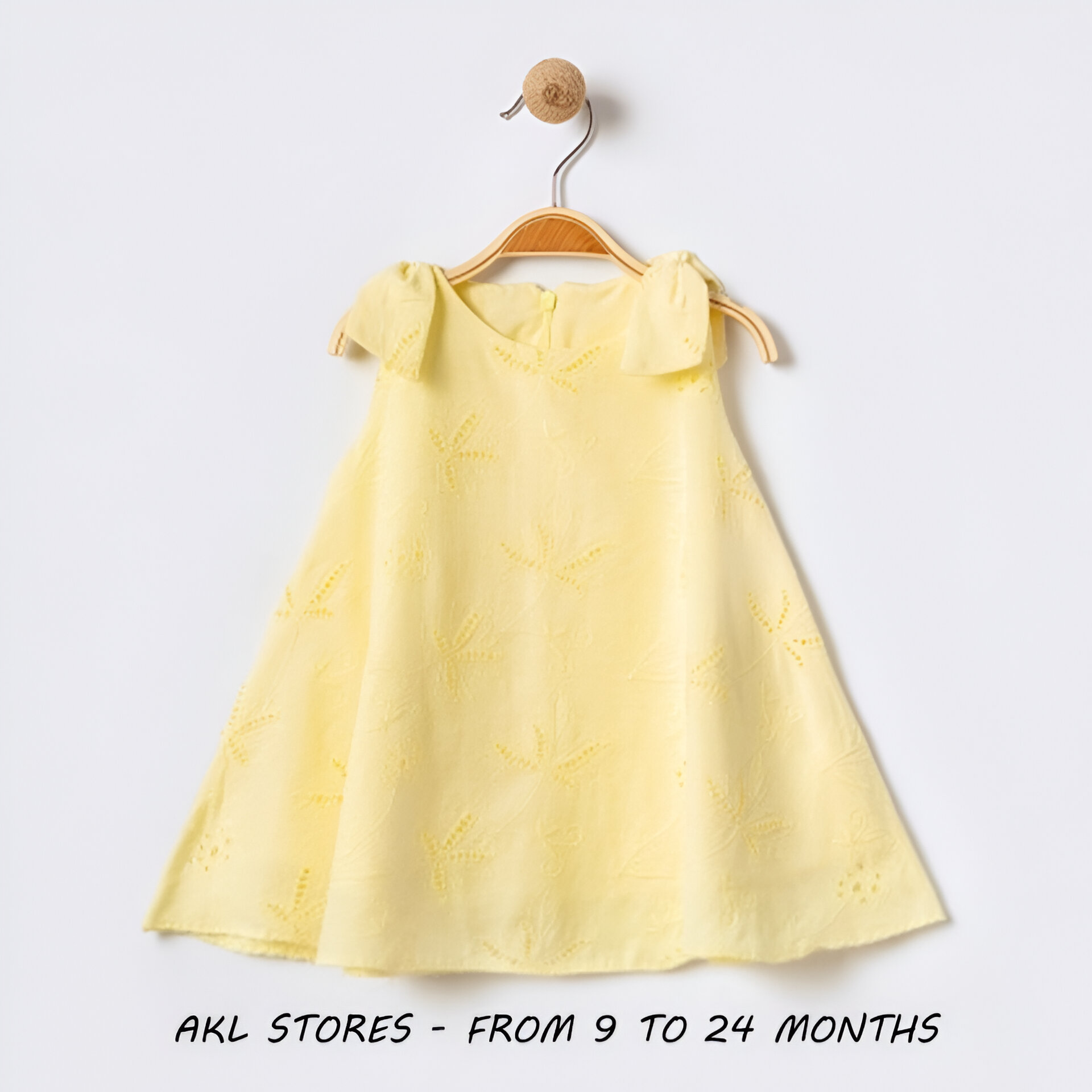 Girl's Dress