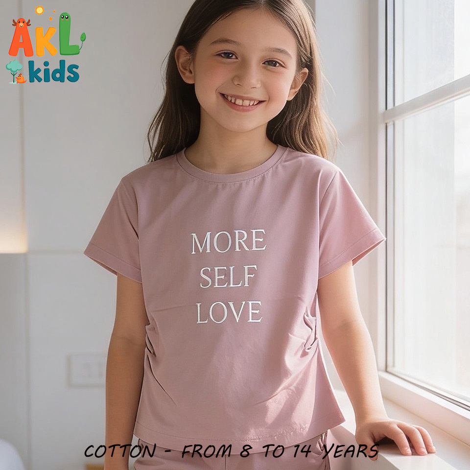 Girl's T-shirt