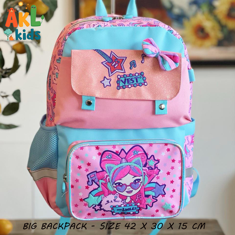 Big BackPack Girl
